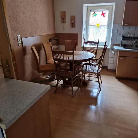 Holiday home Zentrales Haus - Mit Kueche & Bad Fuer 1-6 Gaeste Kaiserslautern