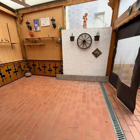 Holiday home Zentrales Haus - Mit Kueche & Bad Fuer 1-6 Gaeste *