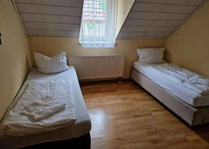 Zentrales Haus - Mit Kueche & Bad Fuer 1-6 Gaeste Holiday home