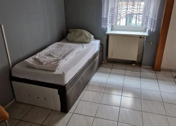 Zentrales Haus - Mit Kueche & Bad Fuer 1-6 Gaeste Holiday home